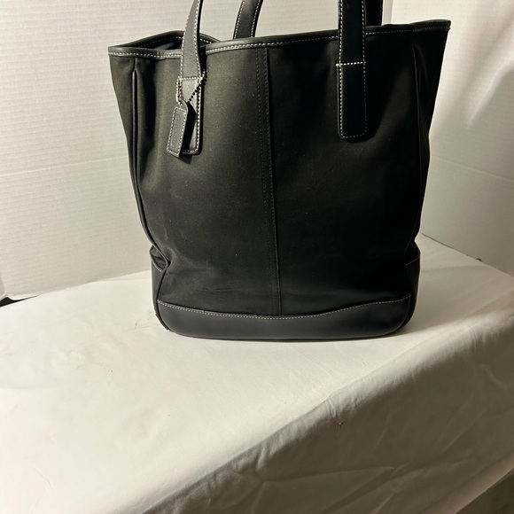 COACH Hamptons Tote Bag - Picture 2 of 11